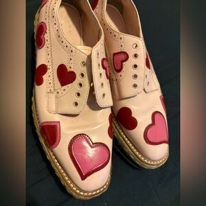 Light pink Prada shoes “no laces”